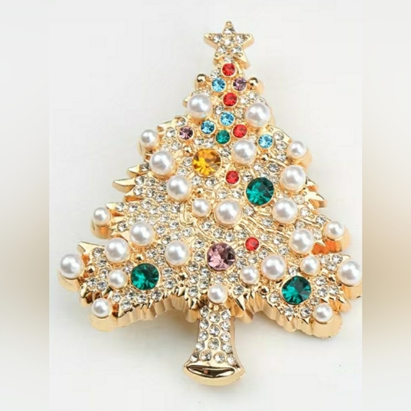 Elegant Gold Christmas Tree Brooch with Pearls and Crystals - Picture 3 of 3